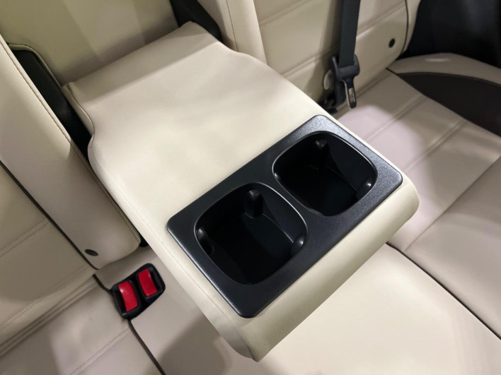 2017 Nissan Note DBA-E12 (UW-6a375532f25fd)[29]