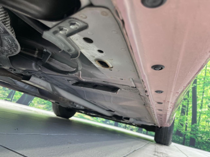 2017 Nissan Note DBA-E12 (UW-6a375532f25fd)[27]