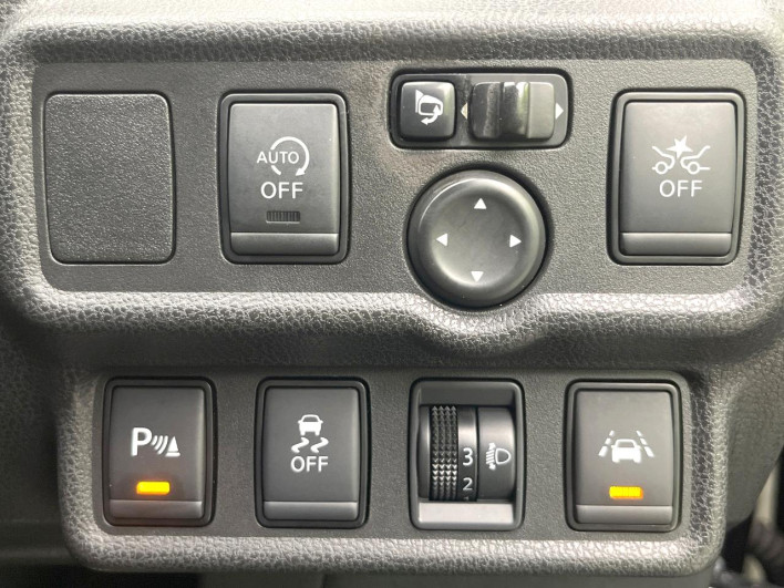 2019 Nissan Note DBA-E12 (UW-6a375533768fd)[22]