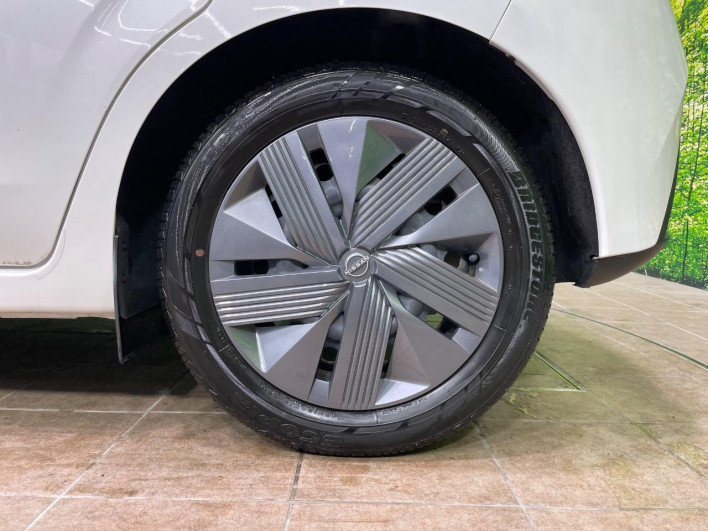2022 Nissan Note 6AA-E13 (UW-6a3755369454c)[11]