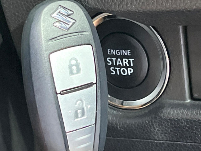 2017 Suzuki Ignis DAA-FF21S (UW-6a37553d92b80)[5]