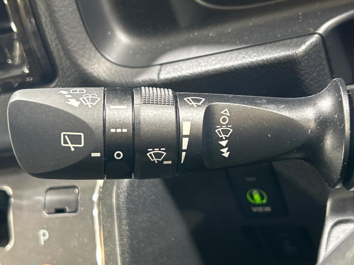 2022 Toyota Hiace Van 3DF-GDH206V (UW-6a3755459c201)[11]