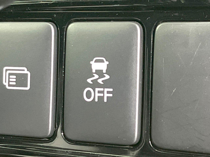 2018 Mitsubishi OUTLANDER PHEV DLA-GG2W (UW-6a3755535f1da)[22]
