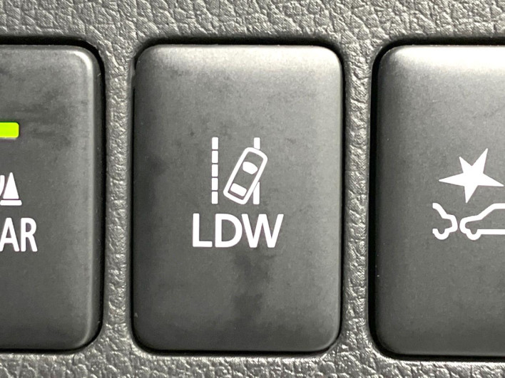 2018 Mitsubishi OUTLANDER PHEV DLA-GG2W (UW-6a3755535f1da)[19]