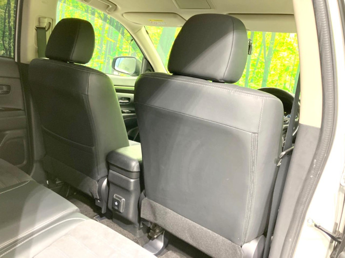 2018 Mitsubishi OUTLANDER PHEV DLA-GG2W (UW-6a3755535f1da)[15]