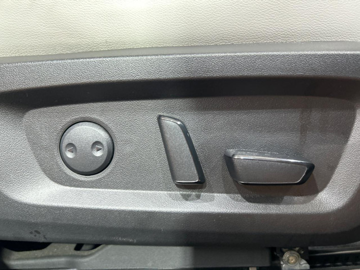 2022 Mitsubishi OUTLANDER PHEV 5LA-GN0W (UW-6a37555633c3c)[25]