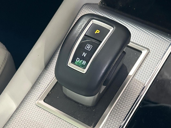2022 Mitsubishi OUTLANDER PHEV 5LA-GN0W (UW-6a37555633c3c)[20]