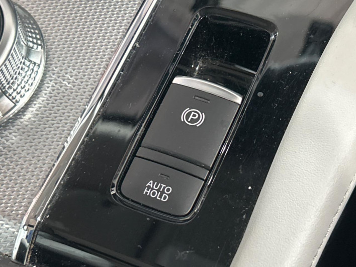 2022 Mitsubishi OUTLANDER PHEV 5LA-GN0W (UW-6a37555633c3c)[22]