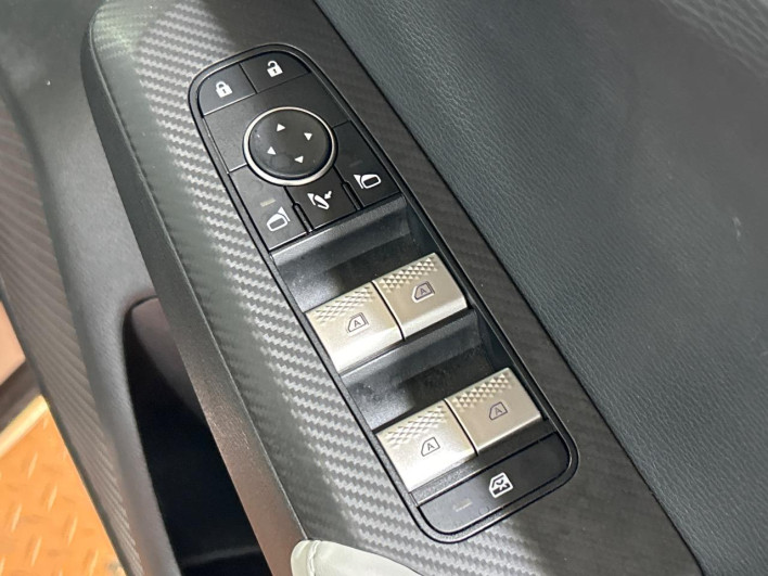 2022 Mitsubishi OUTLANDER PHEV 5LA-GN0W (UW-6a37555633c3c)[4]