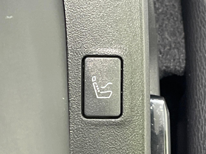 2022 Mitsubishi OUTLANDER PHEV 5LA-GN0W (UW-6a37555687119)[11]