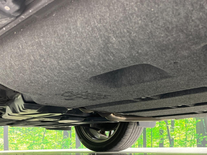 2022 Mitsubishi OUTLANDER PHEV 5LA-GN0W (UW-6a37555687119)[29]