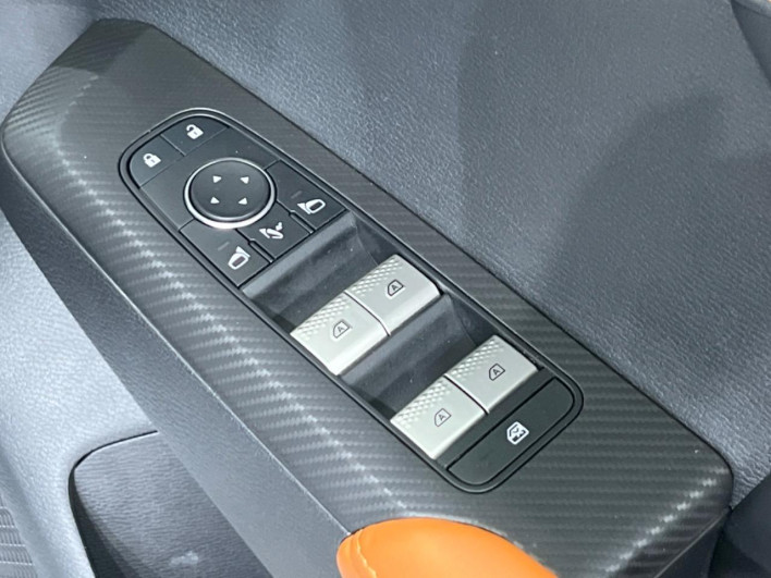 2022 Mitsubishi OUTLANDER PHEV 5LA-GN0W (UW-6a37555687119)[6]