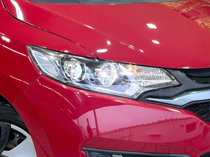 2015 Honda Fit Hybrid DAA-GP5 (UW-6a375559c3294)[23]