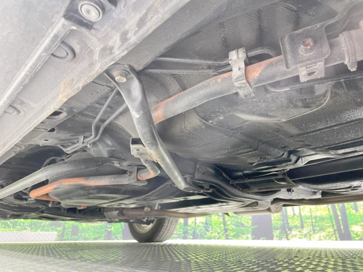 2017 Honda Fit Hybrid DAA-GP6 (UW-6a37555a4663c)[10]