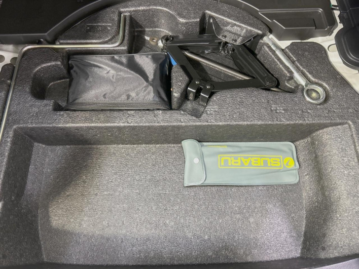 2014 Subaru Impreza Sport DBA-GP7 (UW-6a37555bb66f7)[9]