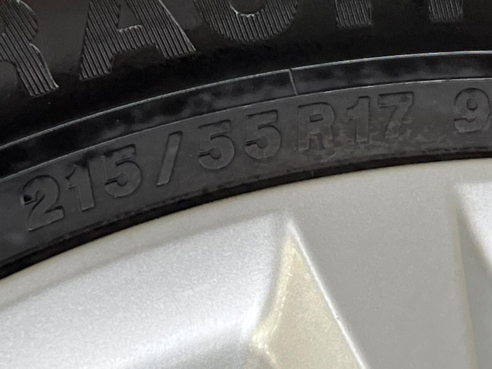 2012 Toyota Crown DBA-GRS203 (UW-6a37555e0f9e7)[10]