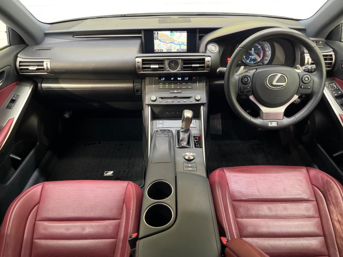 2014 Lexus IS DBA-GSE30 (UW-6a37555f44f1c)[14]