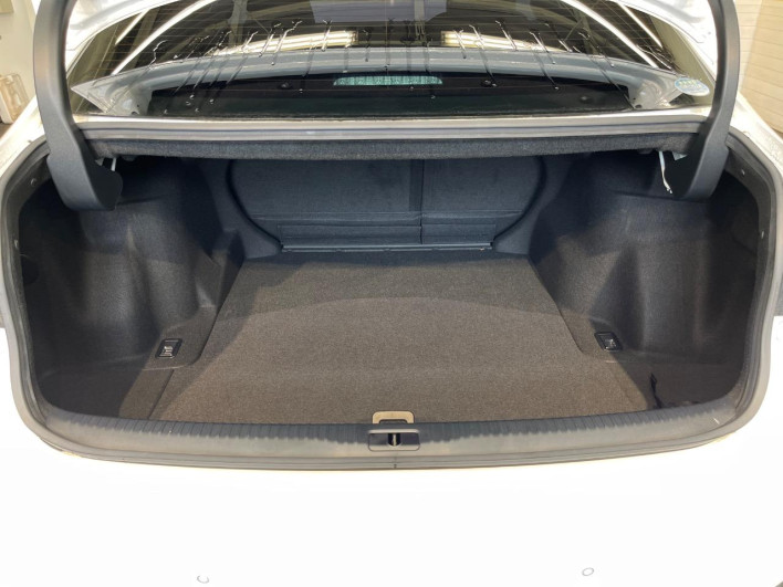 2014 Lexus IS DBA-GSE30 (UW-6a37555f44f1c)[9]