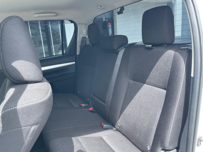 2023 Toyota Hilux 3DF-GUN125 (UW-6a375565c3e60)[25]