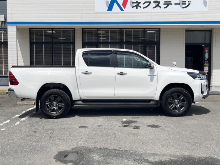 2023 Toyota Hilux 3DF-GUN125 (UW-6a375565c3e60)[18]