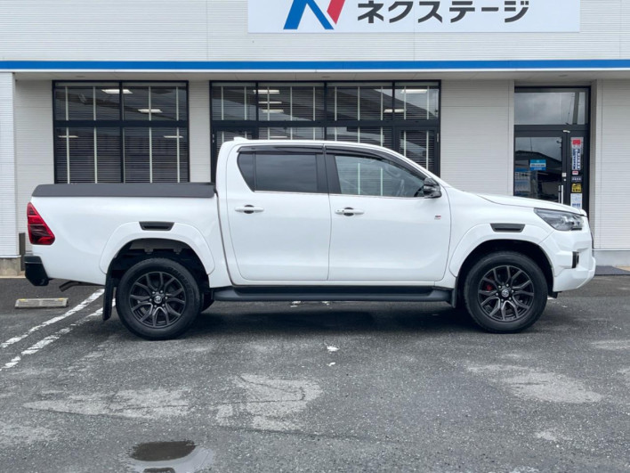 2023 Toyota Hilux 3DF-GUN125 (UW-6a375565d1935)[21]