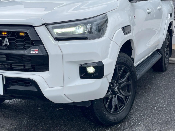 2023 Toyota Hilux 3DF-GUN125 (UW-6a375565d1935)[20]