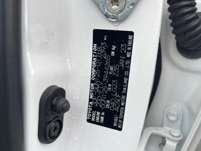 2023 Toyota Hilux 3DF-GUN125 (UW-6a375565d1935)[1]
