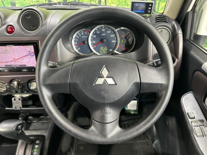 2012 Mitsubishi Pajero Mini ABA-H58A (UW-6a37556884af1)[27]
