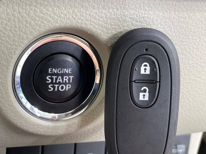 2016 Suzuki ALTO Lapin DBA-HE33S (UW-6a375570aa3d1)[11]