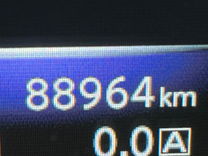 2014 Nissan Skyline DAA-HV37 (UW-6a37557b054c0)[2]