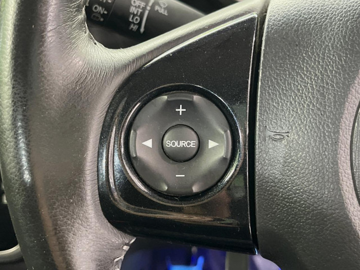 2013 Honda N-BOX CUSTOM DBA-JF1 (UW-6a37558482aac)[23]