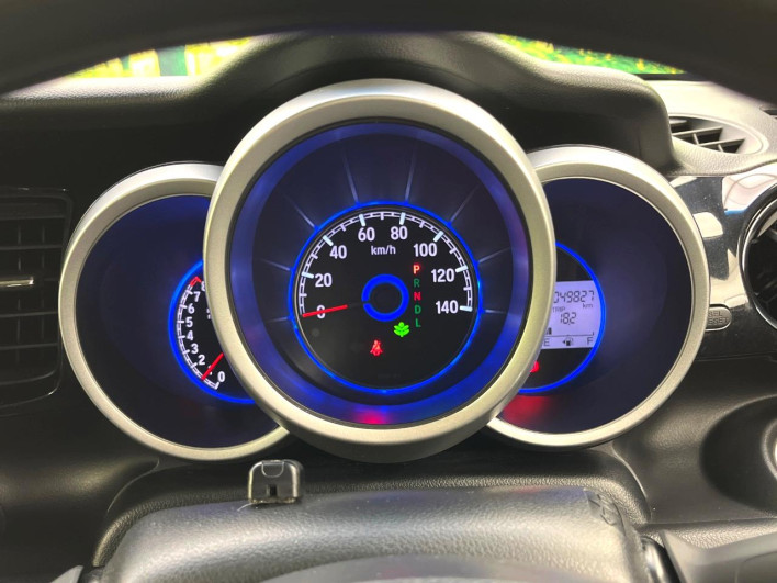 2016 Honda N-BOX CUSTOM DBA-JF1 (UW-6a3755875f33b)[12]