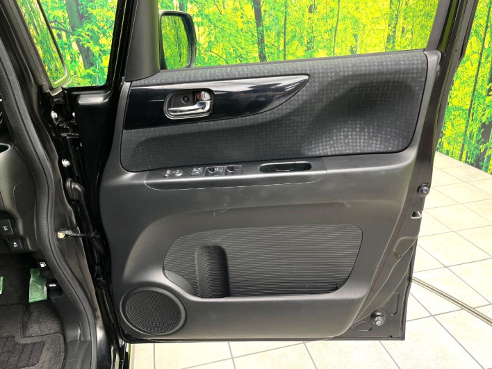 2016 Honda N-BOX CUSTOM DBA-JF1 (UW-6a3755875f33b)[6]