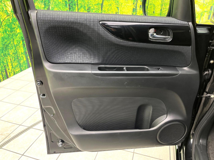 2016 Honda N-BOX CUSTOM DBA-JF1 (UW-6a3755875f33b)[5]