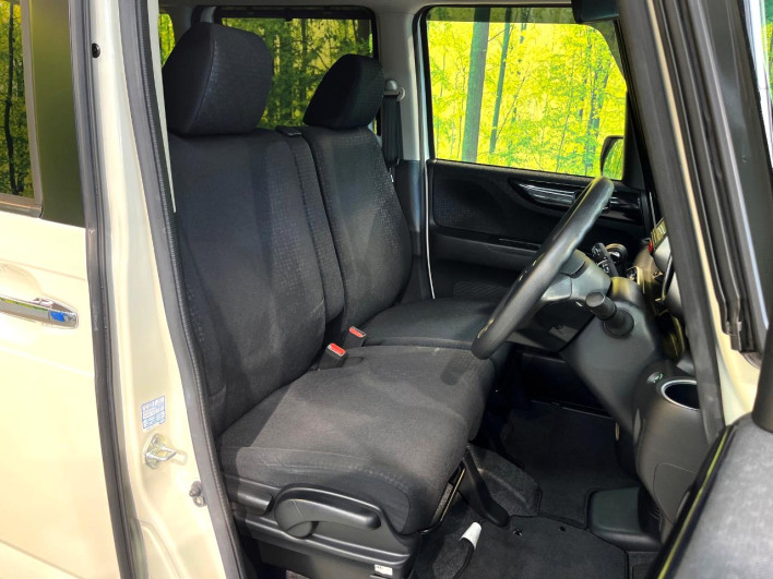 2017 Honda N-BOX CUSTOM DBA-JF1 (UW-6a3755879a2e2)[24]