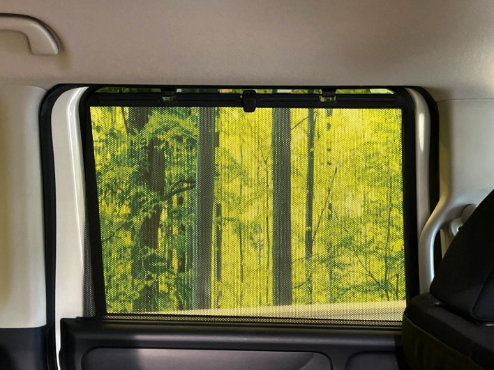 2017 Honda N-BOX CUSTOM DBA-JF1 (UW-6a3755879a2e2)[25]