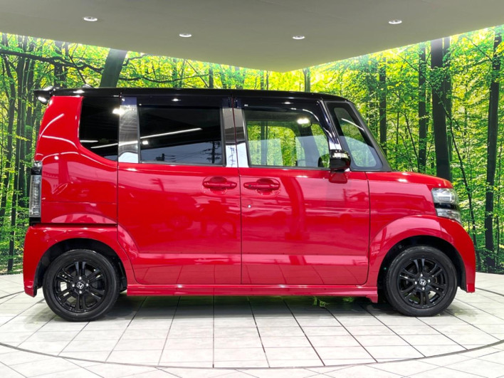 2017 Honda N-BOX CUSTOM DBA-JF1 (UW-6a3755885c389)[18]