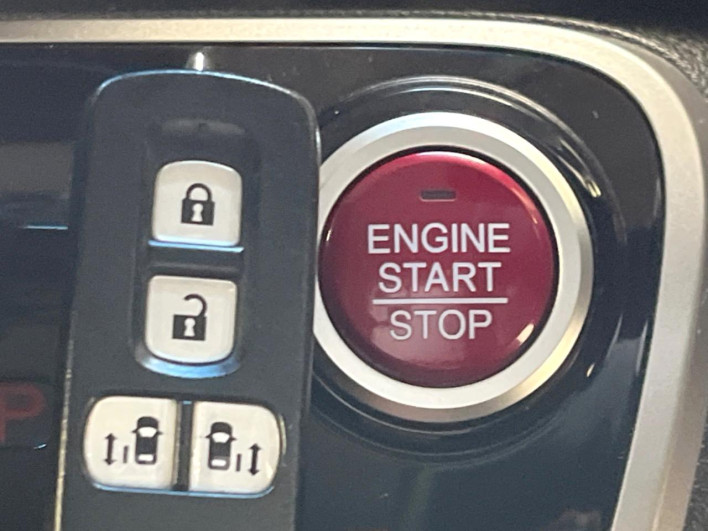 2014 Honda N-BOX CUSTOM DBA-JF1 (UW-6a375589bea5f)[7]