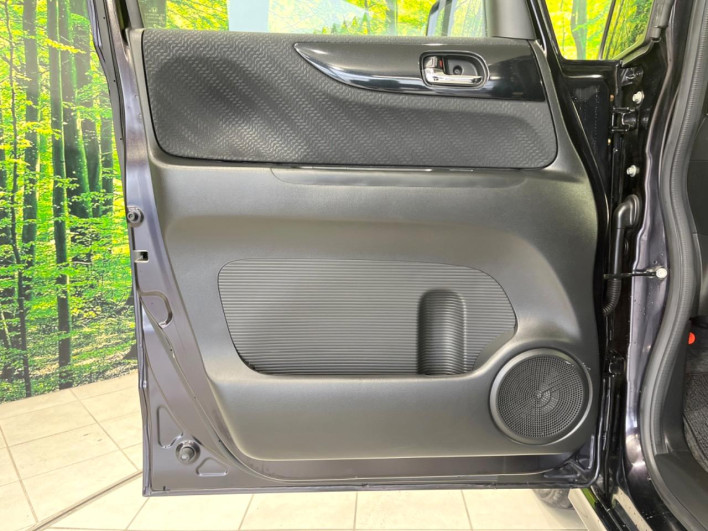2014 Honda N-BOX CUSTOM DBA-JF1 (UW-6a375589bea5f)[24]