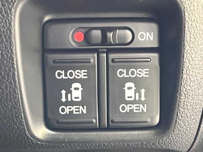 2014 Honda N-BOX CUSTOM DBA-JF1 (UW-6a375589bea5f)[10]