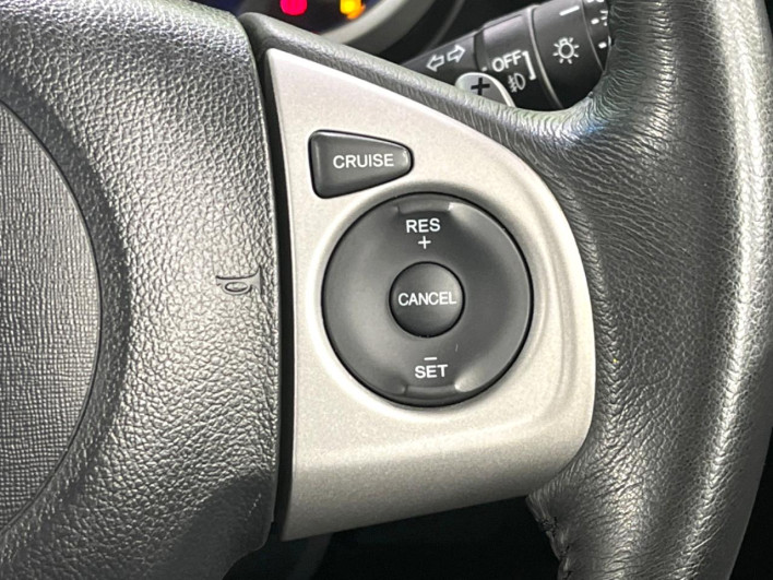 2014 Honda N-BOX CUSTOM DBA-JF1 (UW-6a375589bea5f)[15]