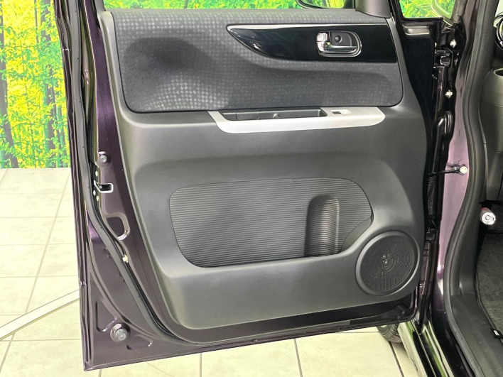 2016 Honda N-BOX CUSTOM DBA-JF1 (UW-6a37558af3af6)[12]