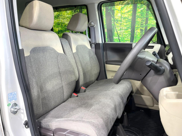 2018 Honda N-BOX DBA-JF3 (UW-6a37558e63798)[7]