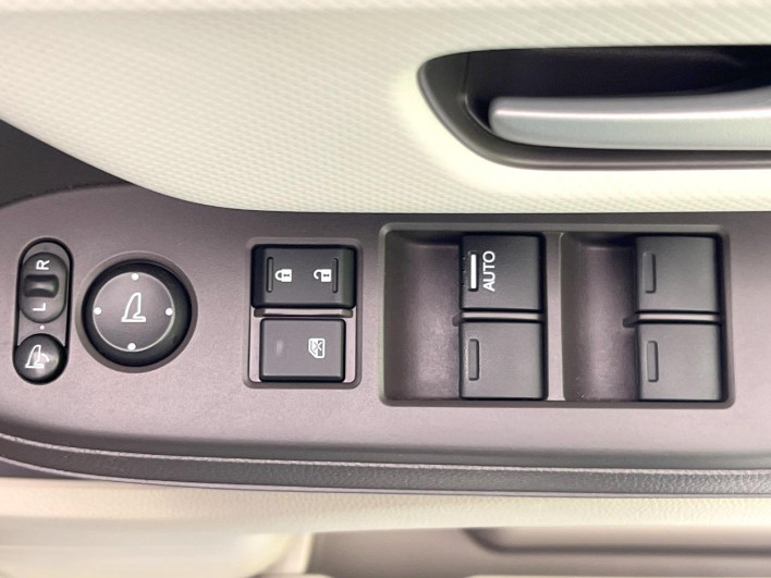 2020 Honda N-BOX 6BA-JF3 (UW-6a3755929f4f9)[12]