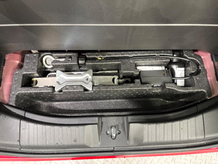 2020 Honda N-BOX CUSTOM 6BA-JF3 (UW-6a375592a8eb8)[15]