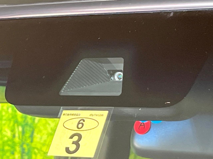 2019 Honda N-BOX CUSTOM DBA-JF3 (UW-6a375594b737e)[4]