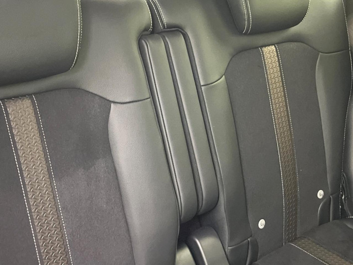 2019 Honda N-BOX CUSTOM DBA-JF3 (UW-6a375594b737e)[19]
