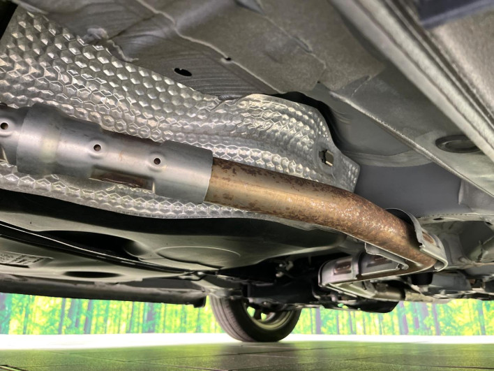 2019 Honda N-BOX CUSTOM DBA-JF3 (UW-6a375594b737e)[16]
