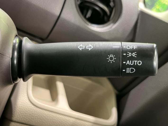 2019 Honda N-BOX DBA-JF3 (UW-6a375594bd18e)[16]