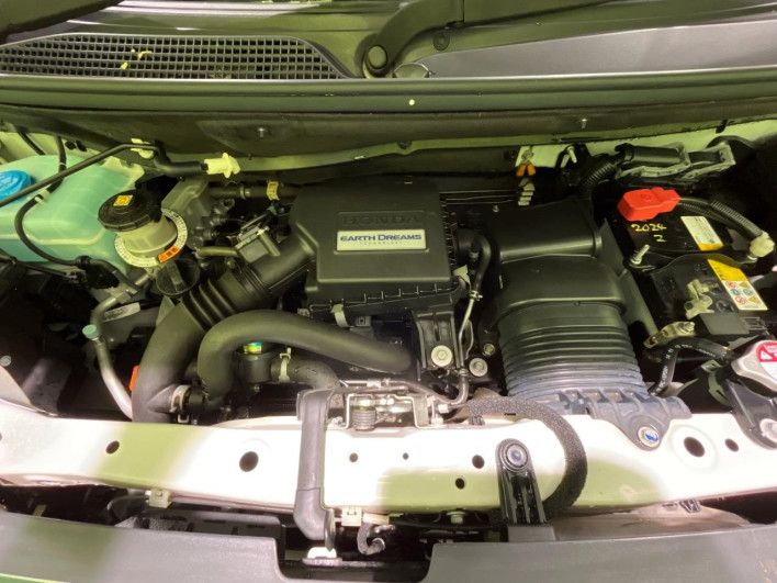 2019 Honda N-BOX DBA-JF3 (UW-6a375594bd18e)[4]